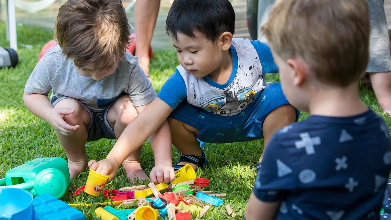 "activity-toys"